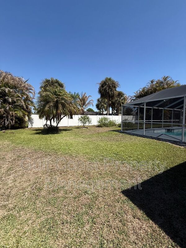 2612 7TH St W property image