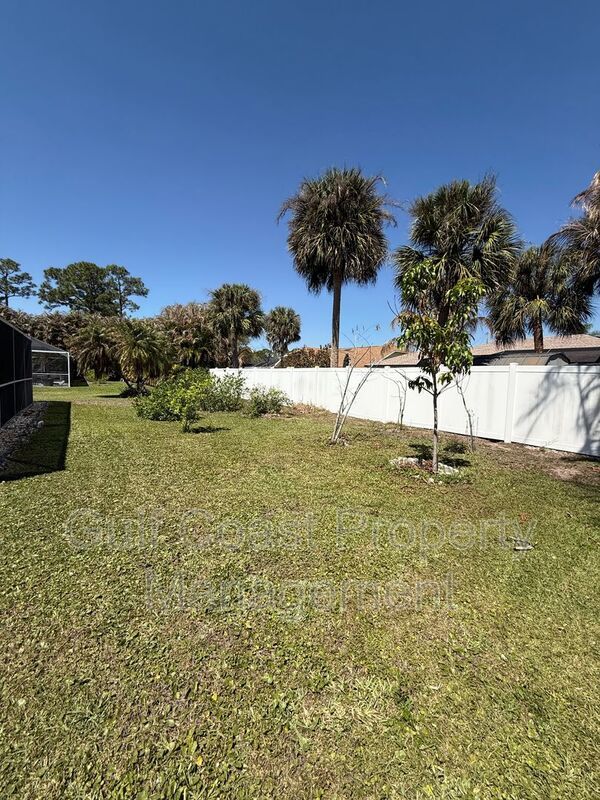 2612 7TH St W property image