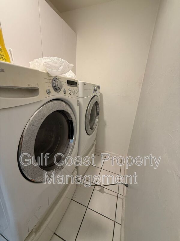 2612 7TH St W property image