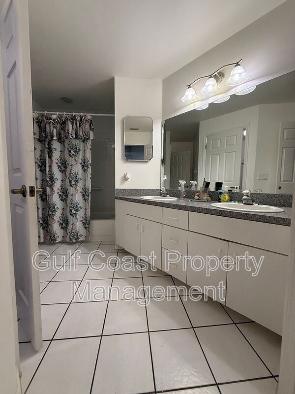 2612 7TH St W property image