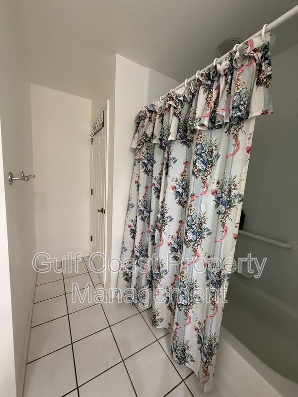 2612 7TH St W property image