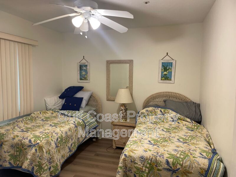 Boater's Dream! 2/2 on Whitaker Bayou with Boat Dock Included property image