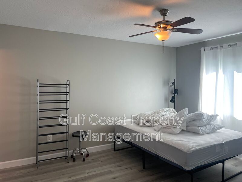 Waterfront Condo Rental With Boat Dock Included property image