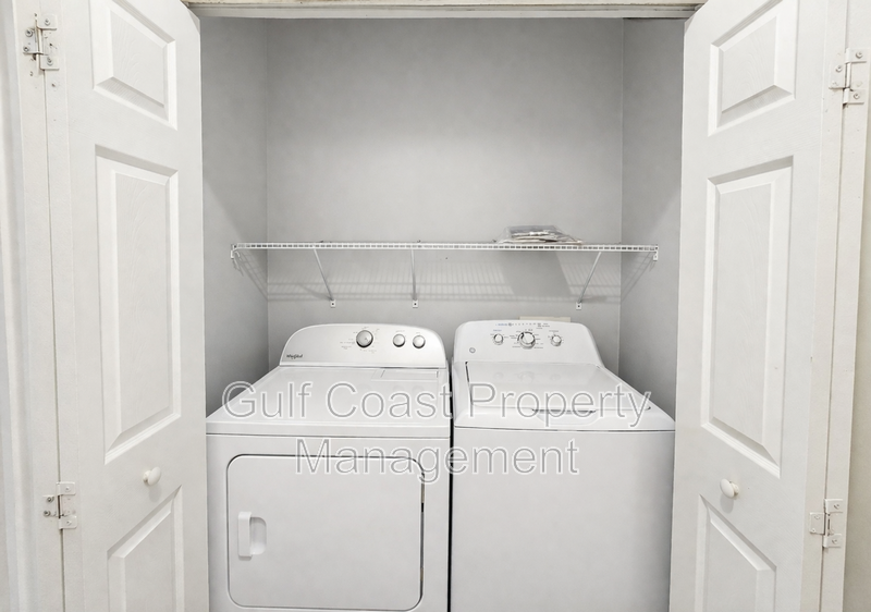 Annual 2/2 Condo with Flex Room in River Preserve Featuring Community Pool property image