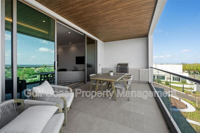 Unfurnished Luxury Rental at The St. Regis Longboat Key property image