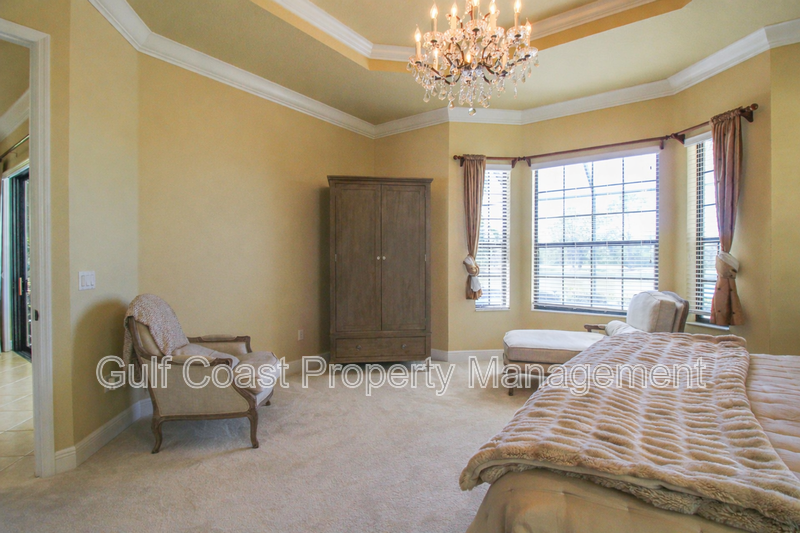 Annual Fully Furnished Pool Home in Lakewood Ranch Country Club, 2BR + Den, Stunning Golf Course Views property image