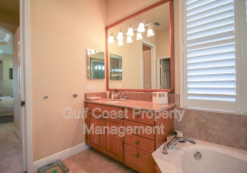 Annual Fully Furnished Pool Home in Lakewood Ranch Country Club, 2BR + Den, Stunning Golf Course Views property image