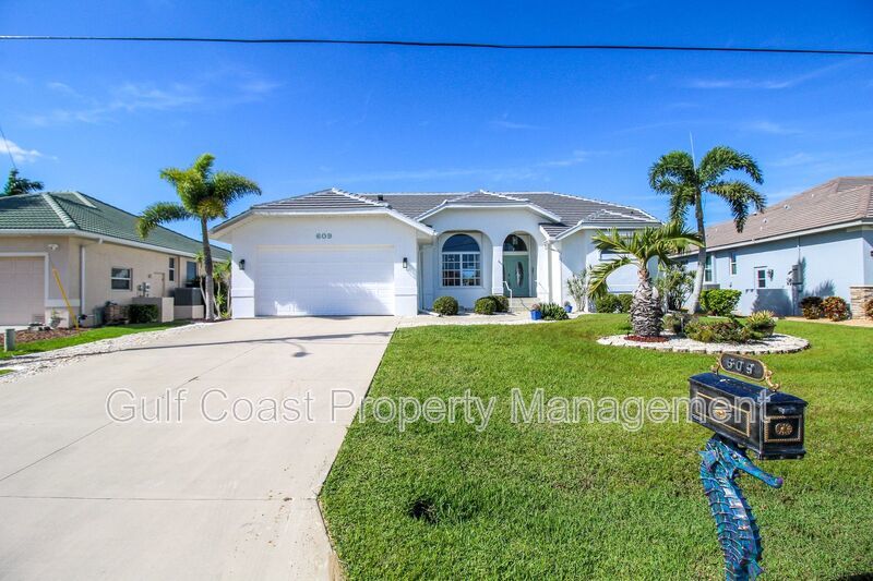 Waterfront Pool Home in Burnt Shore Isles property image