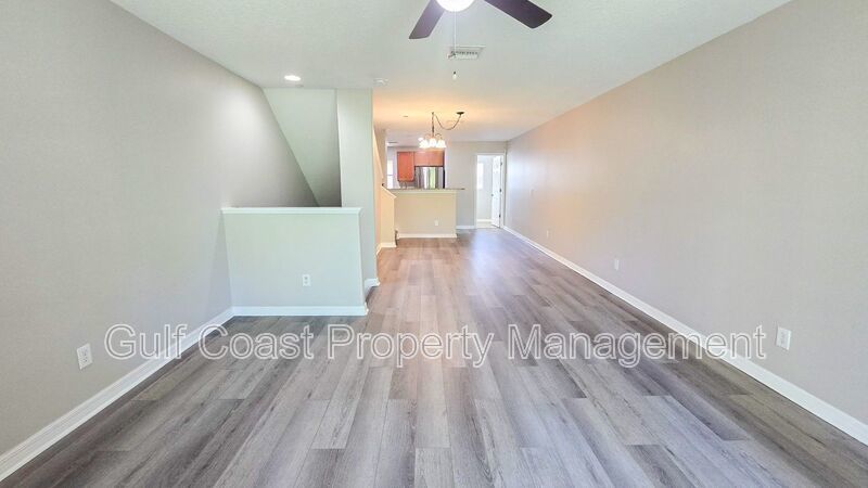 Annual 2Bed/2.5 Bath Gated Townhome with Preserve Views in Willowbrook property image
