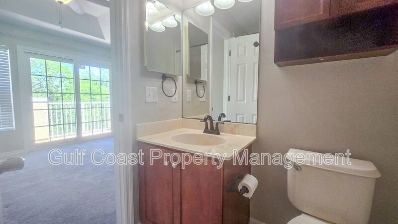Annual 2Bed/2.5 Bath Gated Townhome with Preserve Views in Willowbrook property image