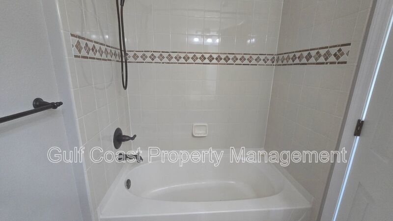 Annual 2Bed/2.5 Bath Gated Townhome with Preserve Views in Willowbrook property image