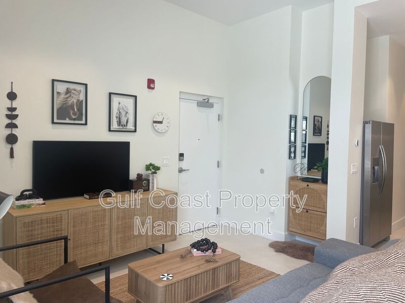 Modern Loft Living with Private Terrace in Downtown Sarasota’s Rosemary District property image