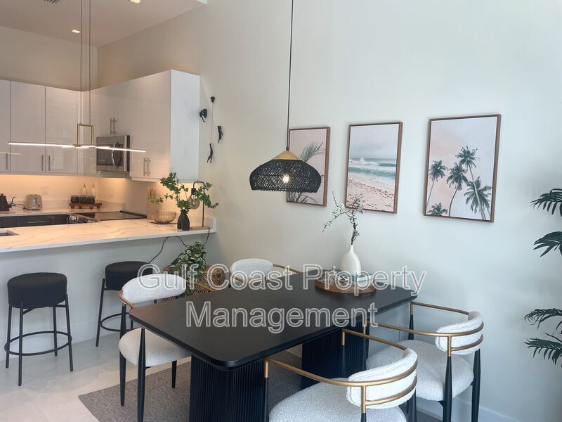 Modern Loft Living with Private Terrace in Downtown Sarasota’s Rosemary District property image