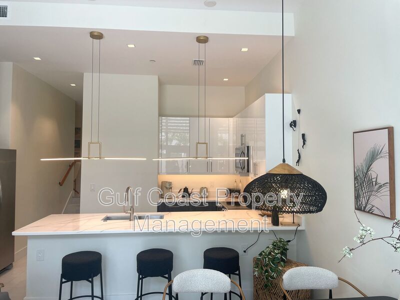 Modern Loft Living with Private Terrace in Downtown Sarasota’s Rosemary District property image