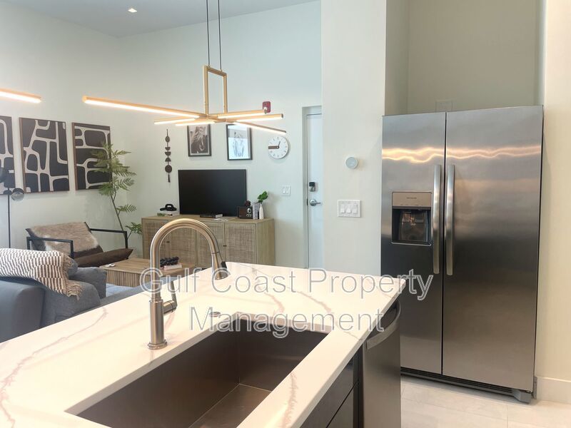 Modern Loft Living with Private Terrace in Downtown Sarasota’s Rosemary District property image