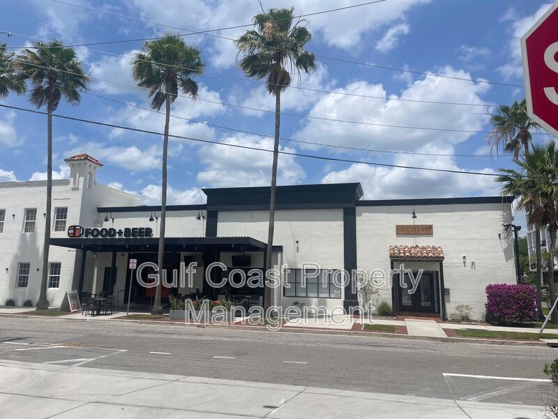 Modern Loft Living with Private Terrace in Downtown Sarasota’s Rosemary District property image