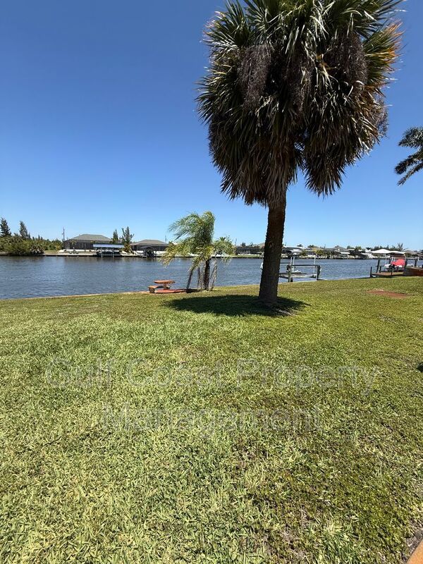 Waterfront Private Pool Home in Gulf Cove property image