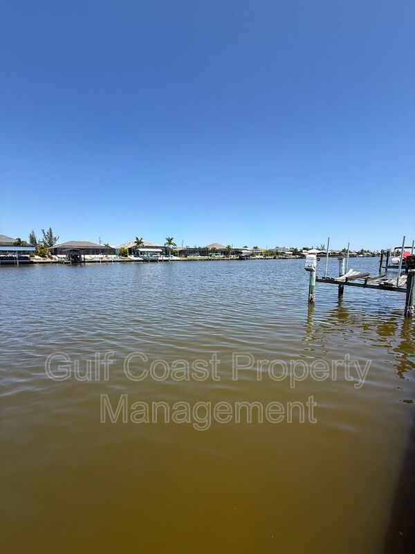 Waterfront Private Pool Home in Gulf Cove property image