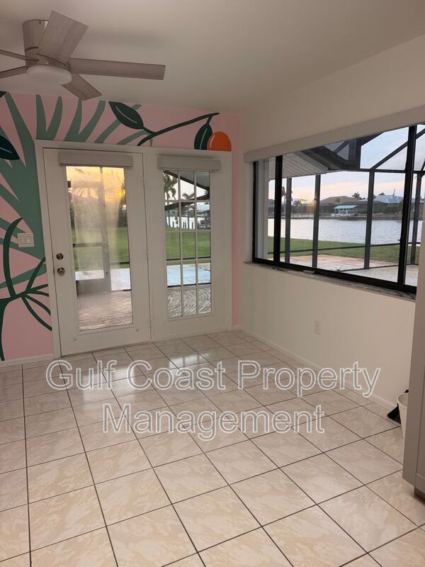 Waterfront Private Pool Home in Gulf Cove property image