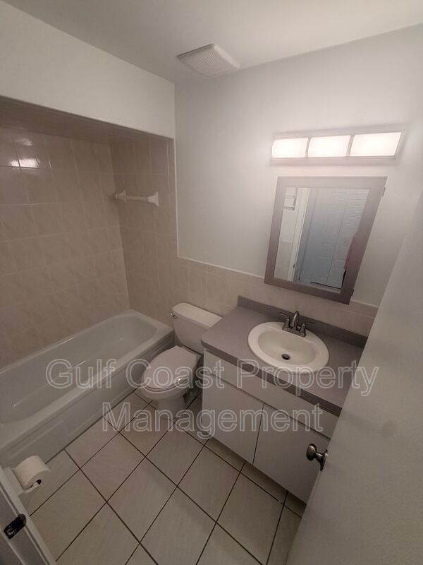 Waterfront Private Pool Home in Gulf Cove property image