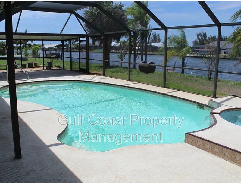 Waterfront Private Pool Home in Gulf Cove property image