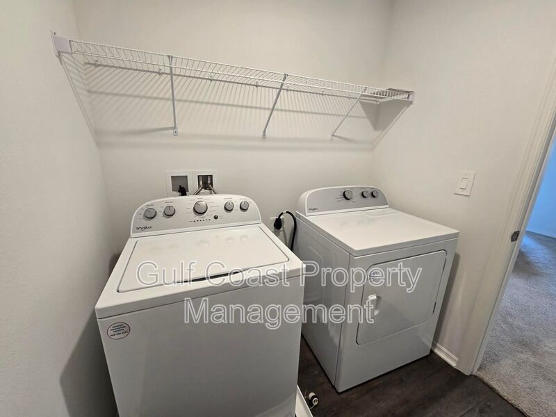 Annual Rental | Spacious 5 Bed, 3 Bath with Loft & Fenced Backyard in Broadleaf – Parrish Living at Its Finest property image