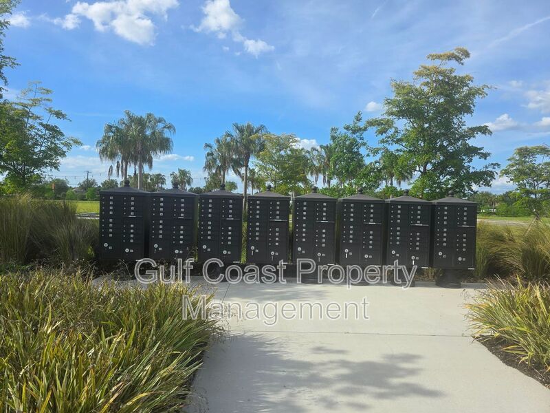 Annual Rental | Spacious 5 Bed, 3 Bath with Loft & Fenced Backyard in Broadleaf – Parrish Living at Its Finest property image