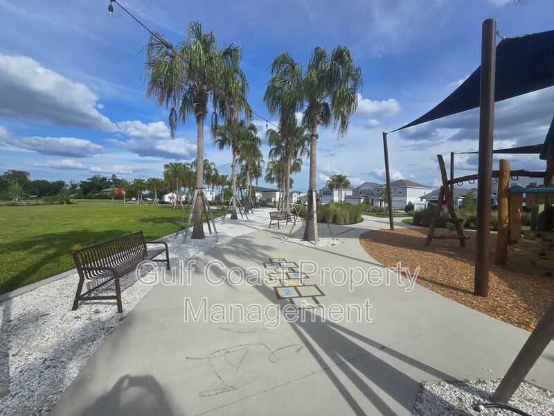 Annual Rental | Spacious 5 Bed, 3 Bath with Loft & Fenced Backyard in Broadleaf – Parrish Living at Its Finest property image