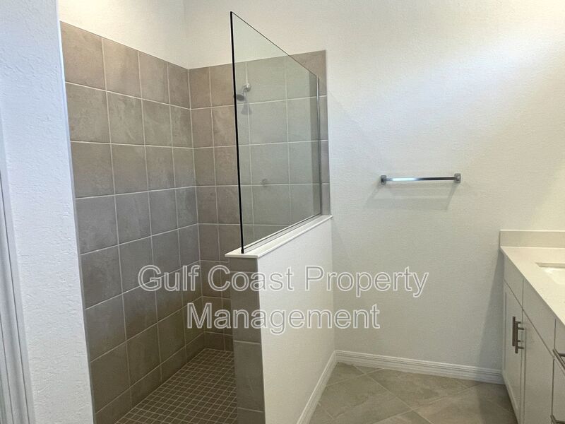 Luxury Furnished 4BR Pool Home with Private Spa in Antigua at Wellen Park property image