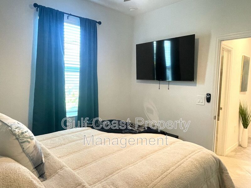 Luxury Furnished 4BR Pool Home with Private Spa in Antigua at Wellen Park property image