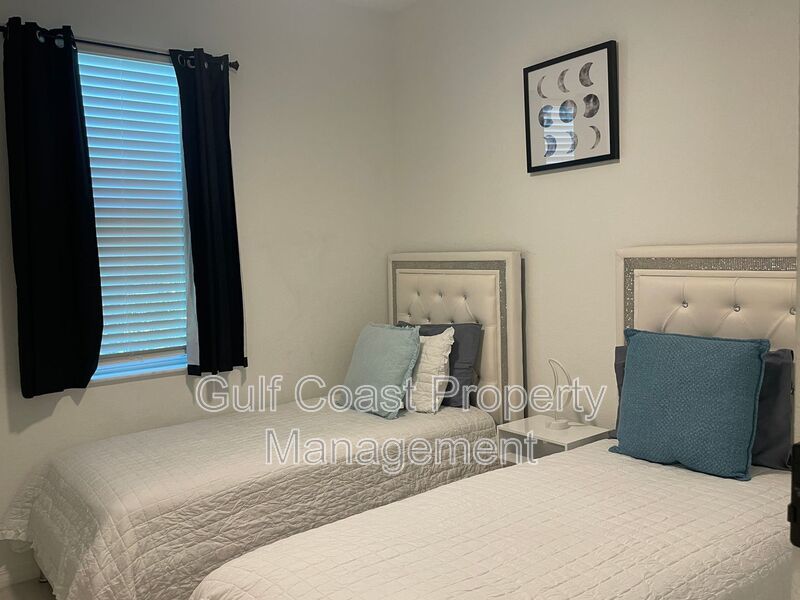 Fully Furnished 4BR Pool & Spa Home with Private Backyard in Antigua at Wellen Park property image