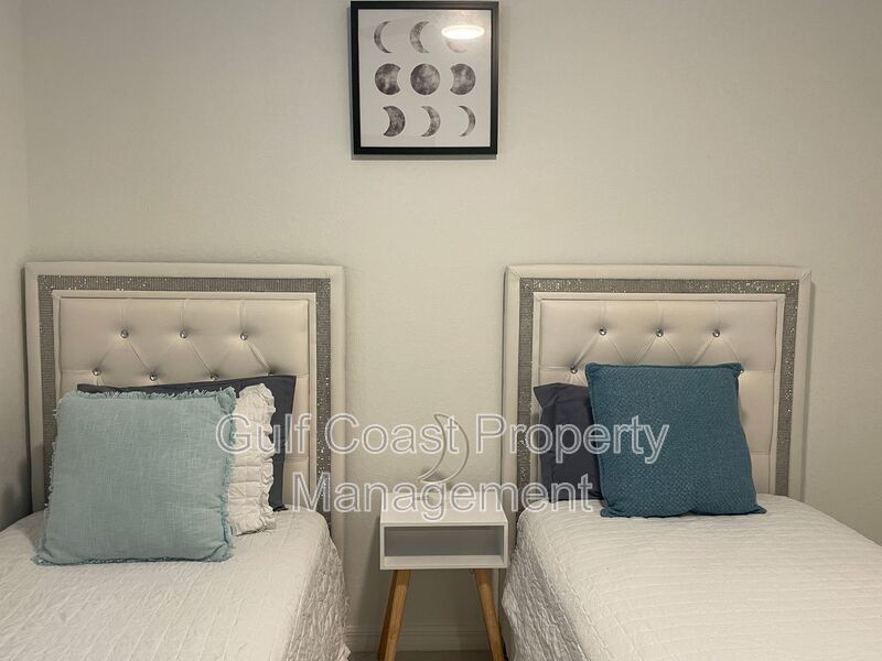 Fully Furnished 4BR Pool & Spa Home with Private Backyard in Antigua at Wellen Park property image