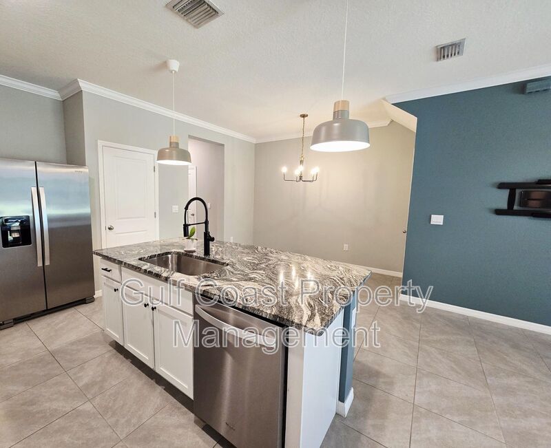Gated 3 Bedroom, 2.5 Bath Townhome in Woodleaf Hammock | Stylish Living with Resort-Style Amenities property image
