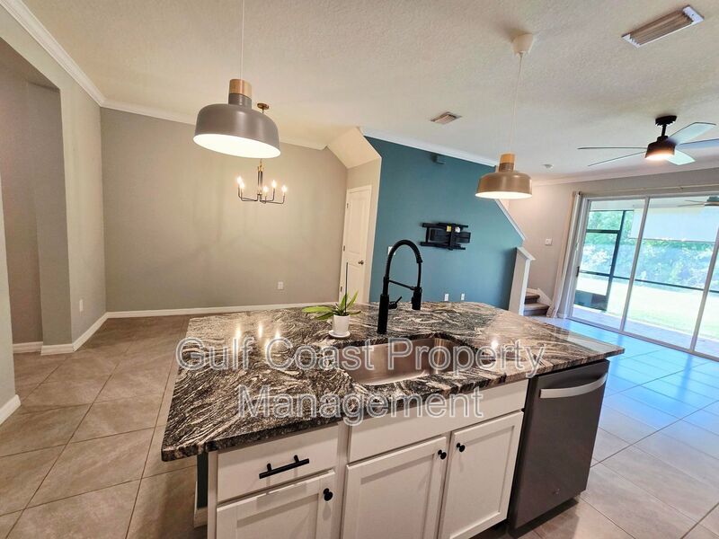 Gated 3 Bedroom, 2.5 Bath Townhome in Woodleaf Hammock | Stylish Living with Resort-Style Amenities property image