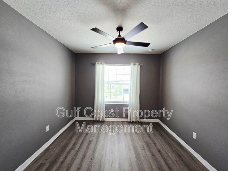 Gated 3 Bedroom, 2.5 Bath Townhome in Woodleaf Hammock | Stylish Living with Resort-Style Amenities property image