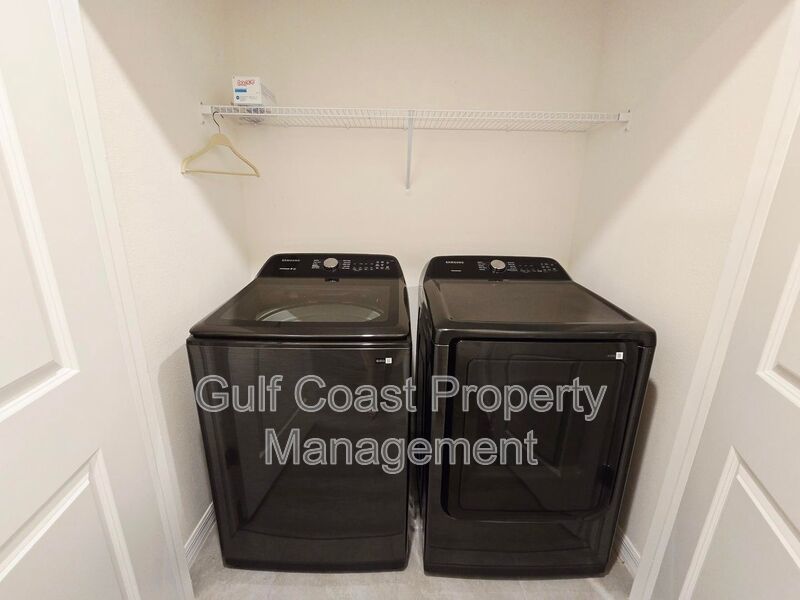 Gated 3 Bedroom, 2.5 Bath Townhome in Woodleaf Hammock | Stylish Living with Resort-Style Amenities property image