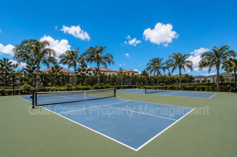 Gated 3 Bedroom, 2.5 Bath Townhome in Woodleaf Hammock | Stylish Living with Resort-Style Amenities property image