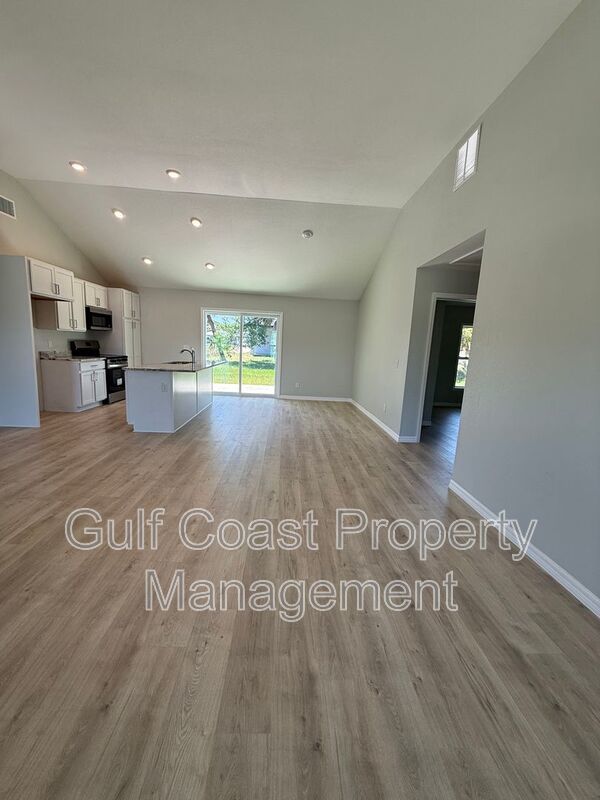 1293 South Cranberry Blvd property image