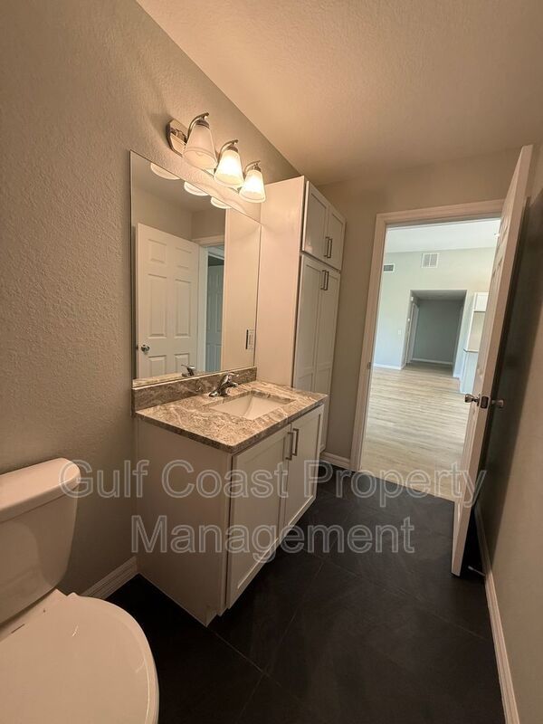 1293 South Cranberry Blvd property image