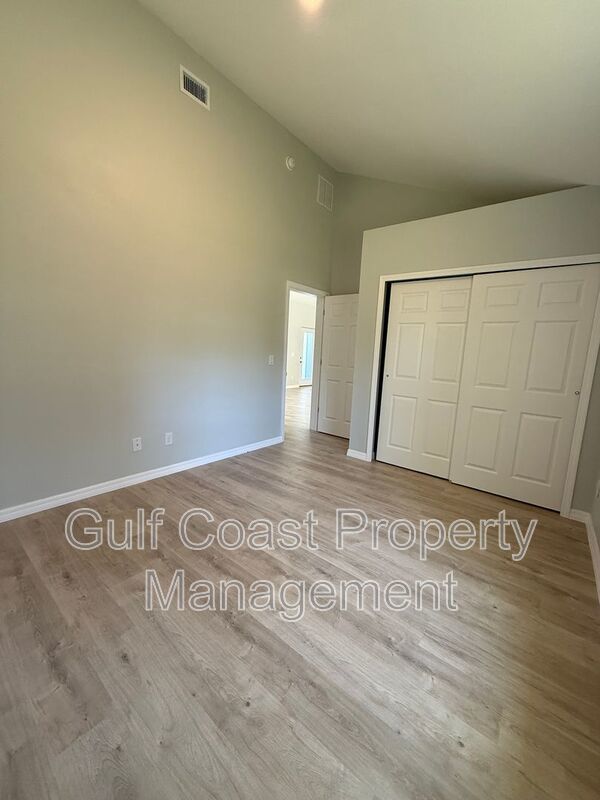 1293 South Cranberry Blvd property image