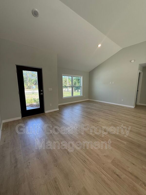 5080 S Chamberlin Blvd property image