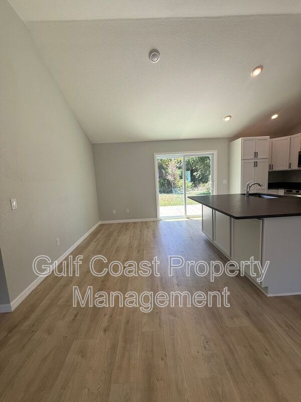 5080 S Chamberlin Blvd property image