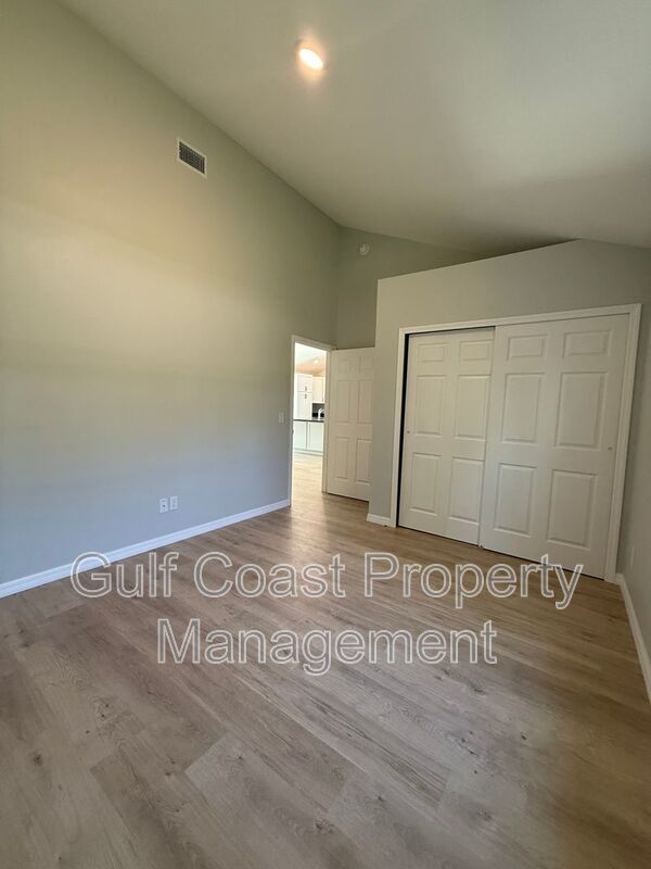 5080 S Chamberlin Blvd property image