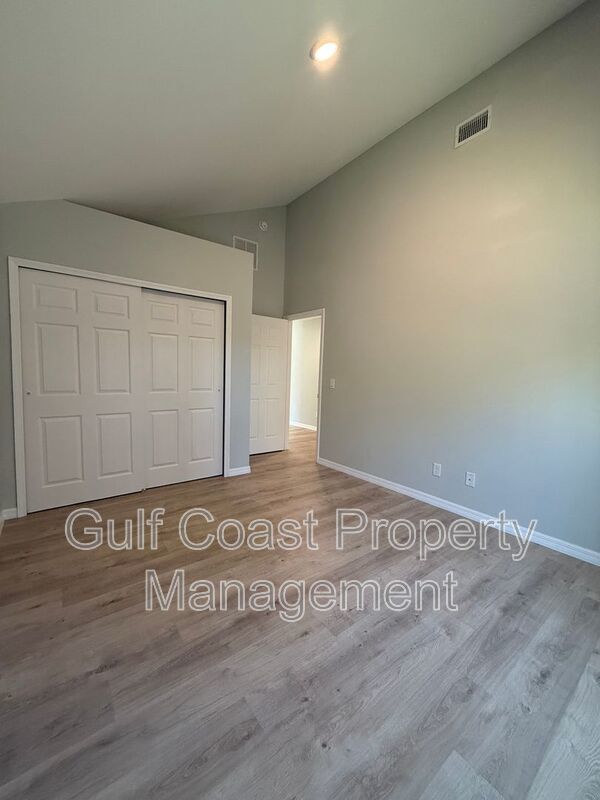 5080 S Chamberlin Blvd property image