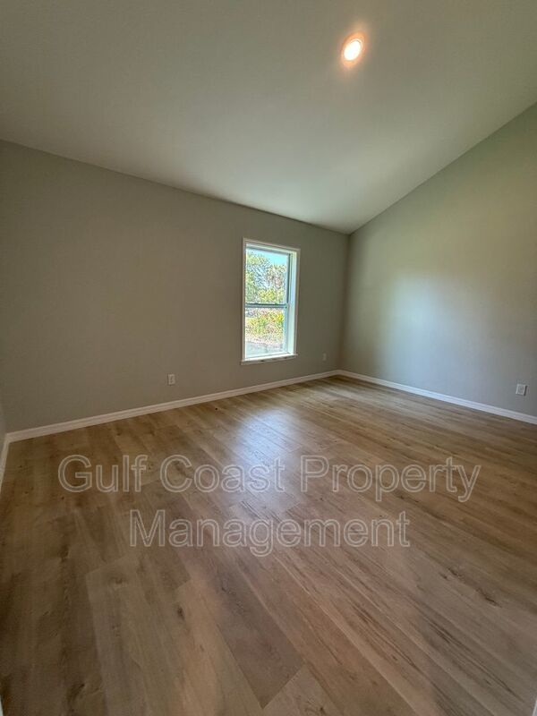 5080 S Chamberlin Blvd property image