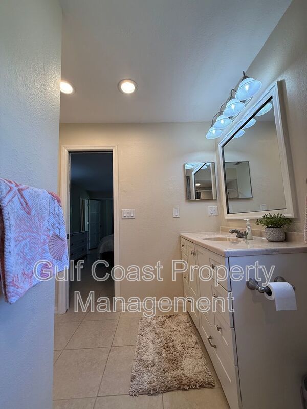 3185 Clifford Street property image