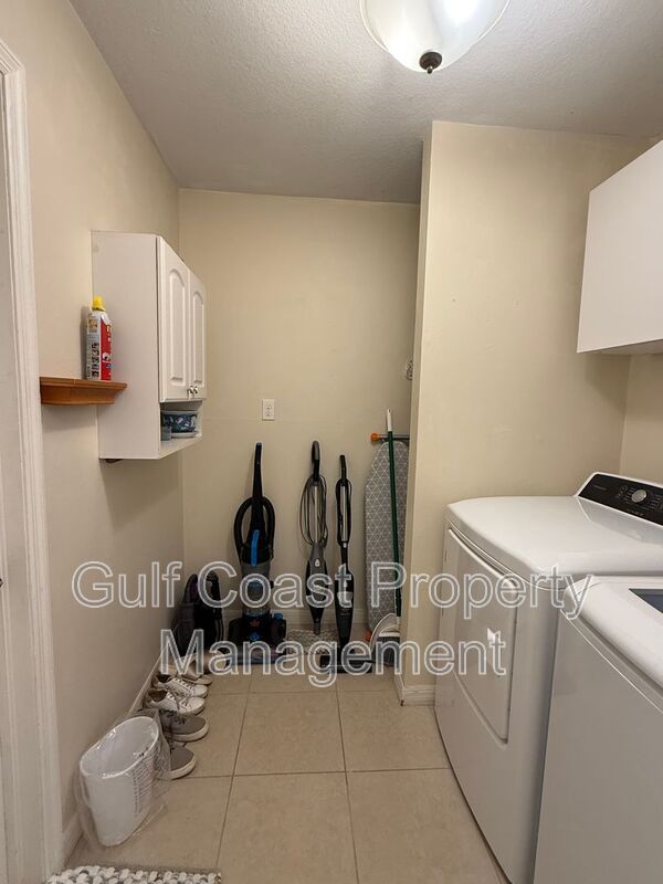 3185 Clifford Street property image