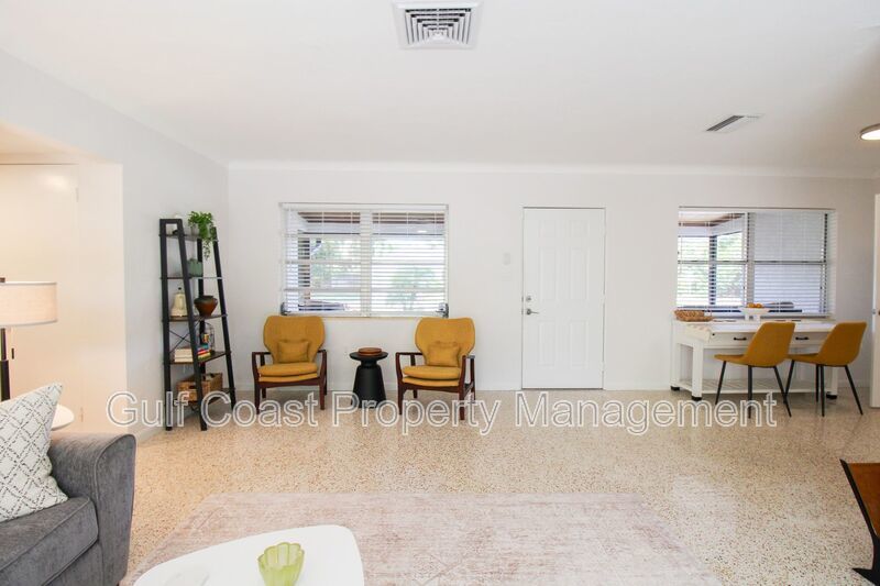 West of Trail Mid-Century Gem with New Designer Kitchen & Oversized Corner Lot property image