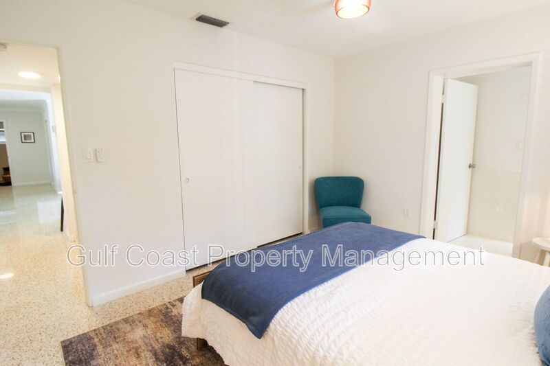 West of Trail Mid-Century Gem with New Designer Kitchen & Oversized Corner Lot property image