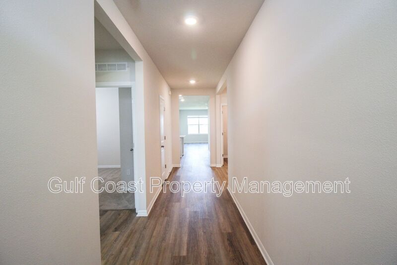 Annual Lakeview Retreat in Gated Solera – 4BR Home with Fenced Yard & Lake View property image